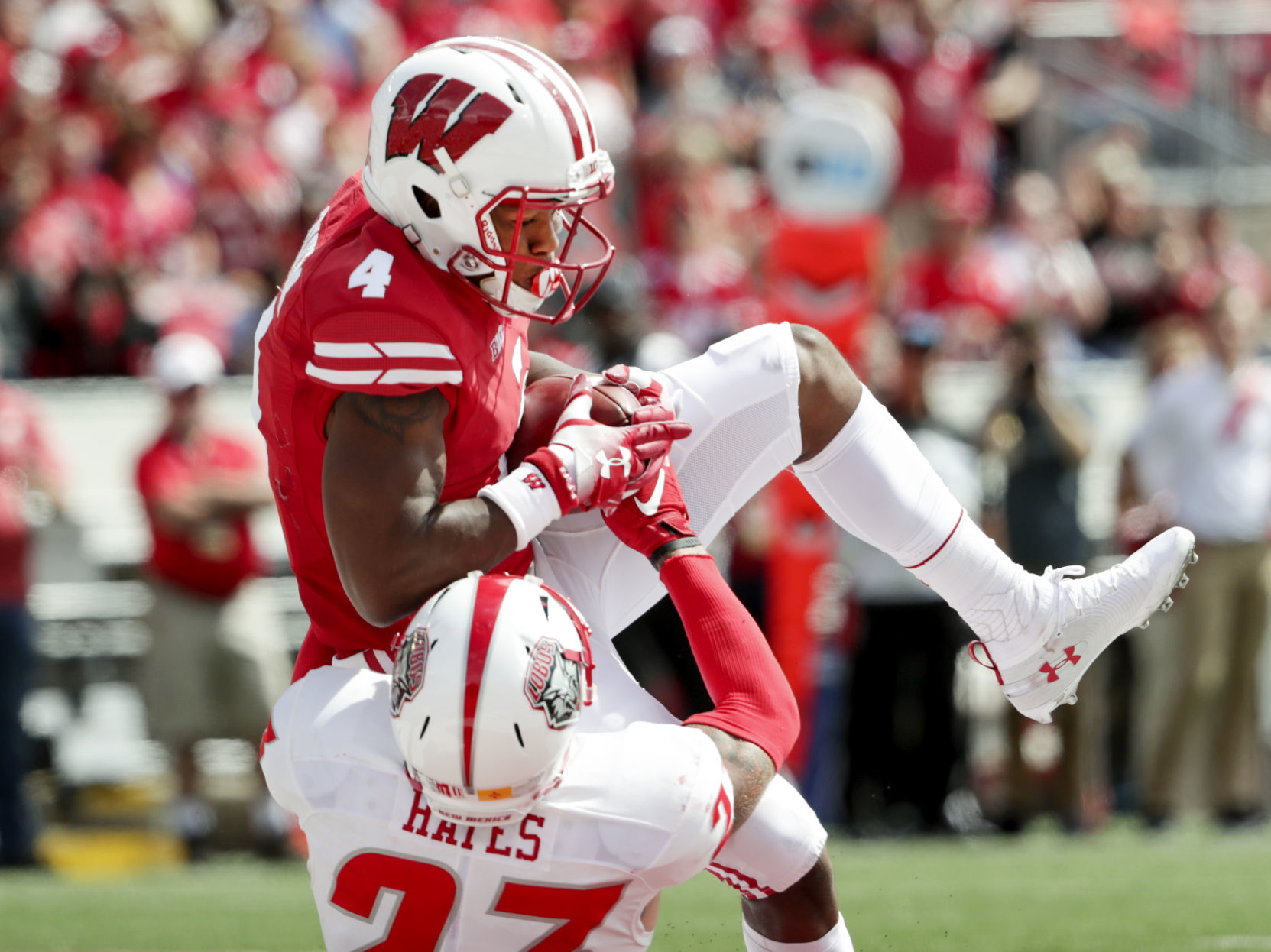 Wisconsin Badgers 45, New Mexico Lobos 14
